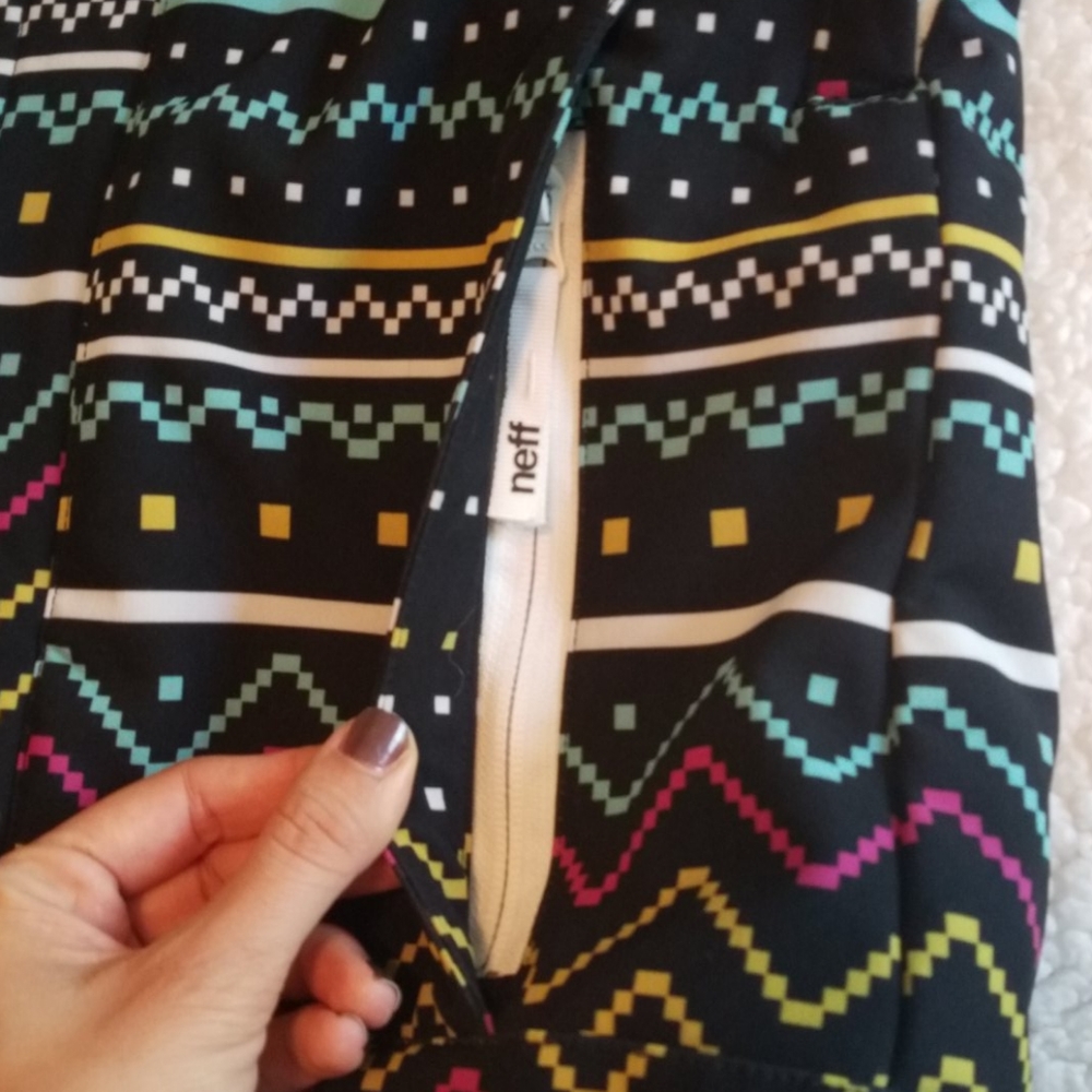 Neff Softshell Ski Jacket - image 6